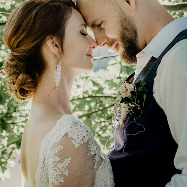 Bruidsfoto's - het perfecte plaatje met de bruid in haar trouwjurk als stralend middelpunt