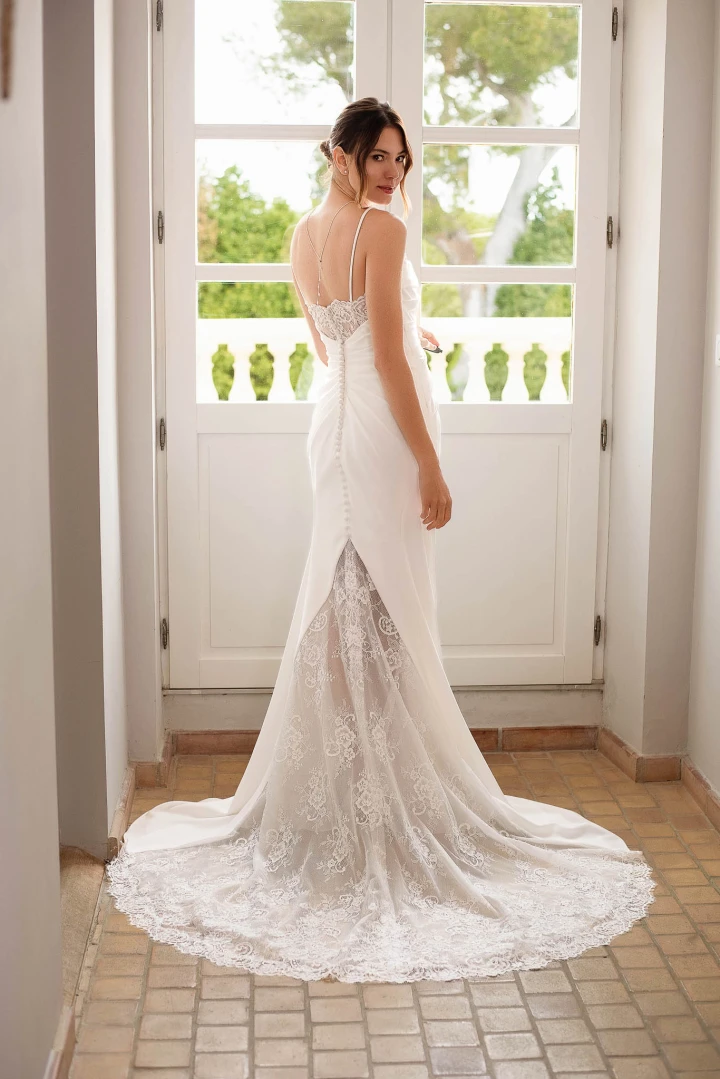 Eglantine Creations Illusion back.jpg