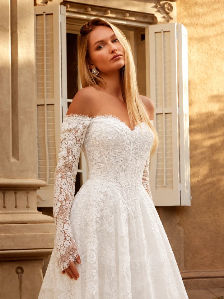 susanna-rivieri-316657-close_720x960_center.webp