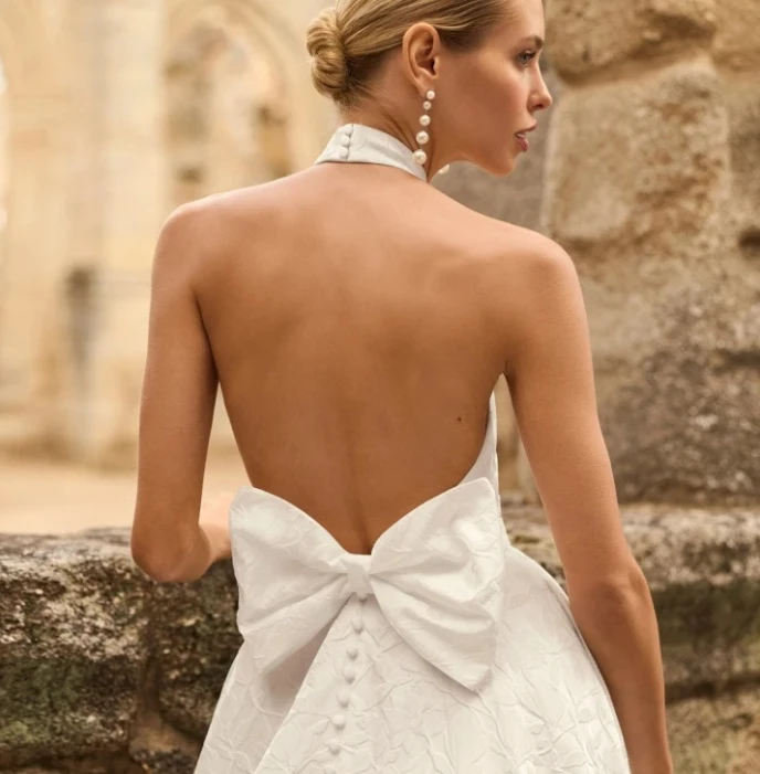 adriana-atelier-prado-close_720x900_center.jpg