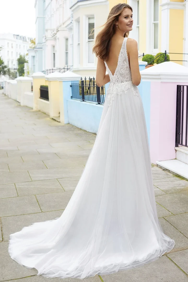 Adore by Justin Alexander 11120 back