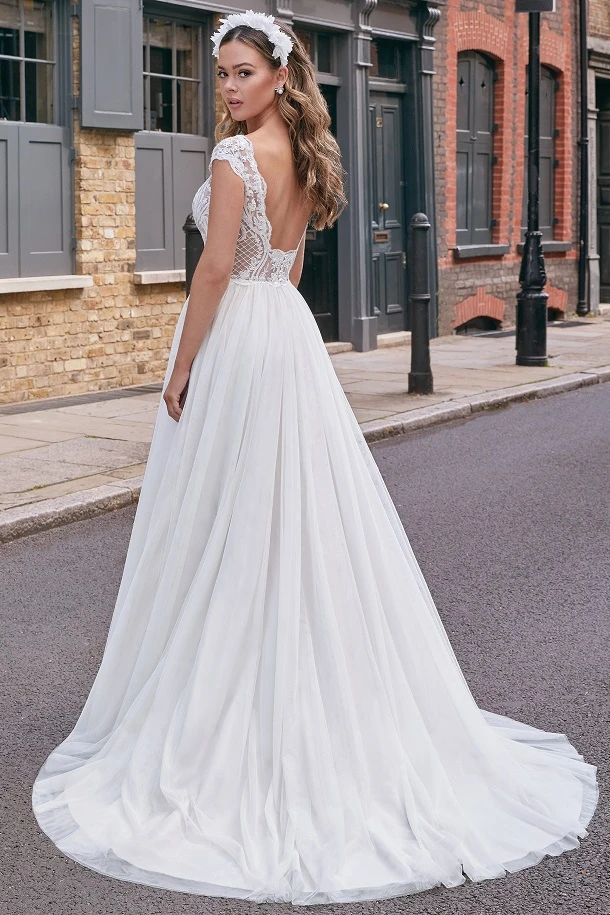 Adore by Justin Alexander 11231 Lenna back