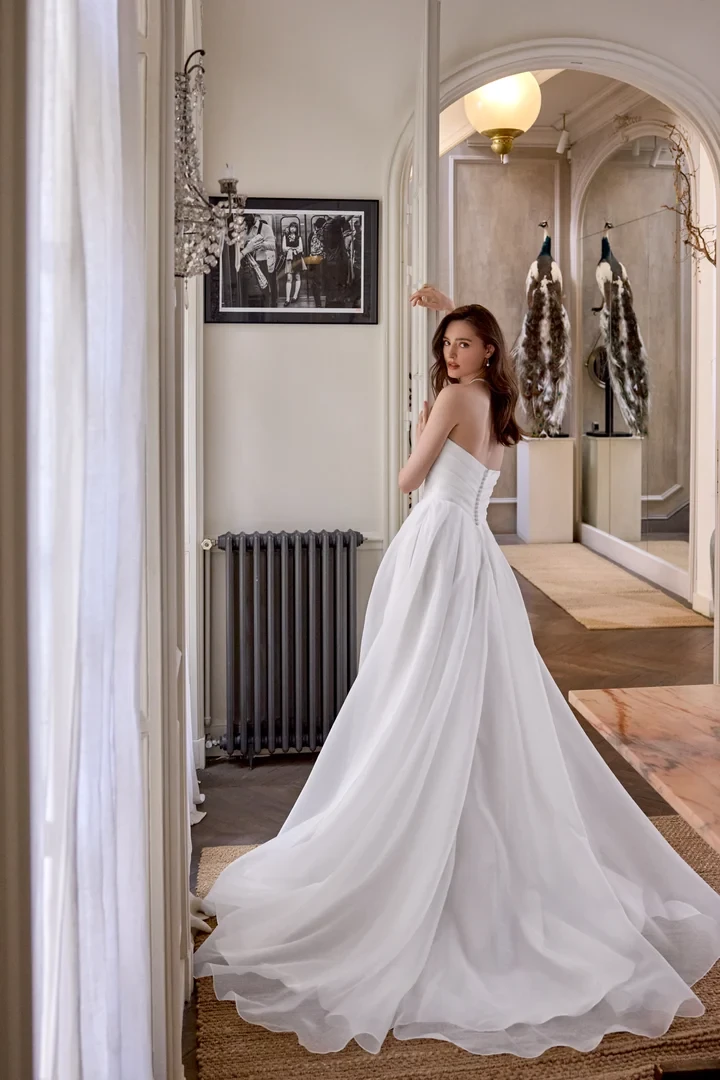 Adore by Justin Alexander 11431 Chloe back