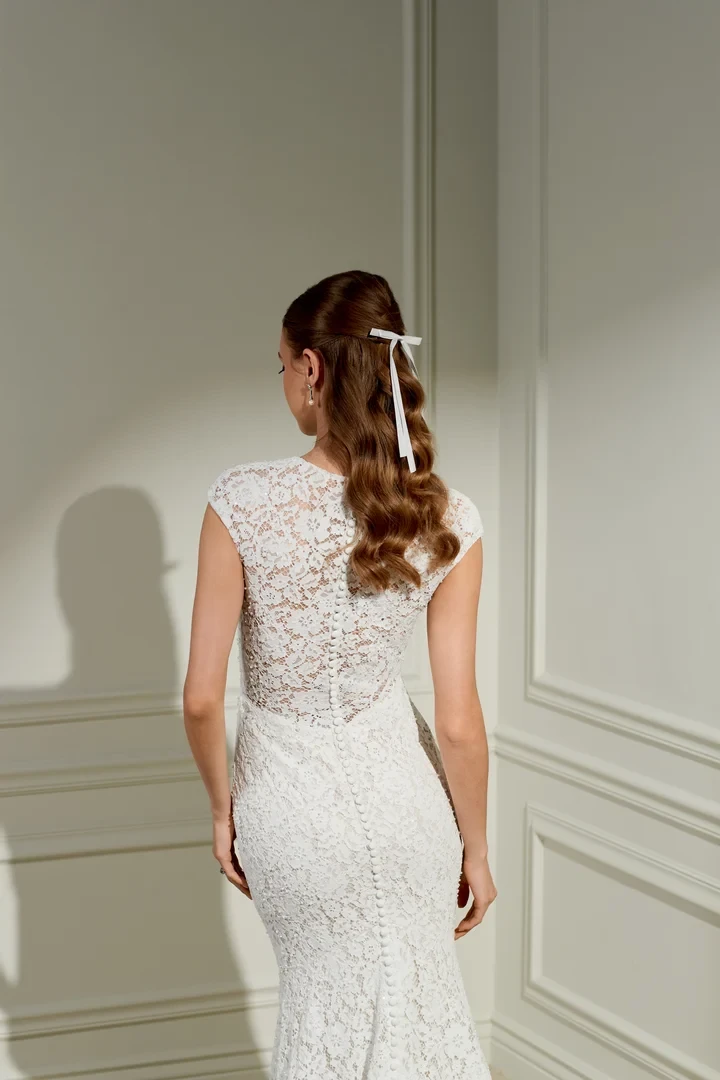 Adore by Justin Alexander 11472 Ethel close back