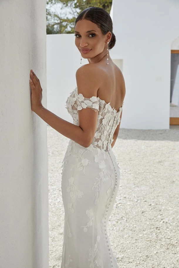 Adore Justin Alexander 11350 Ariana close