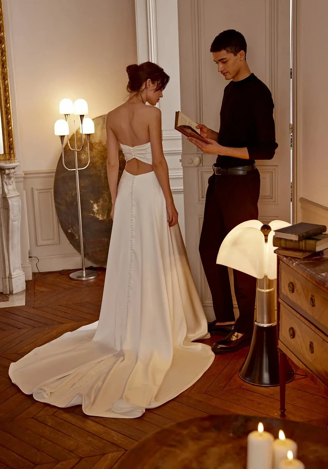 Adore-Justin-Alexander-11369-Marguerite-back