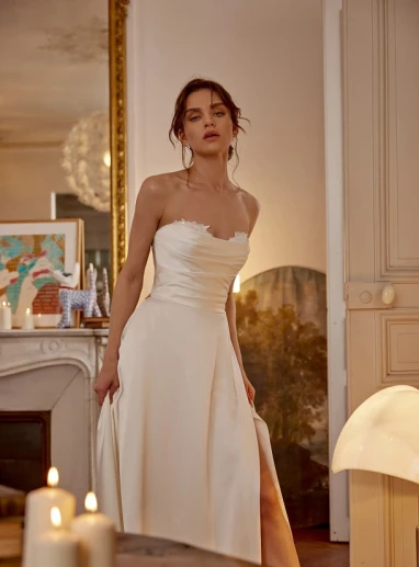 Adore-Justin-Alexander-11369-Marguerite-close