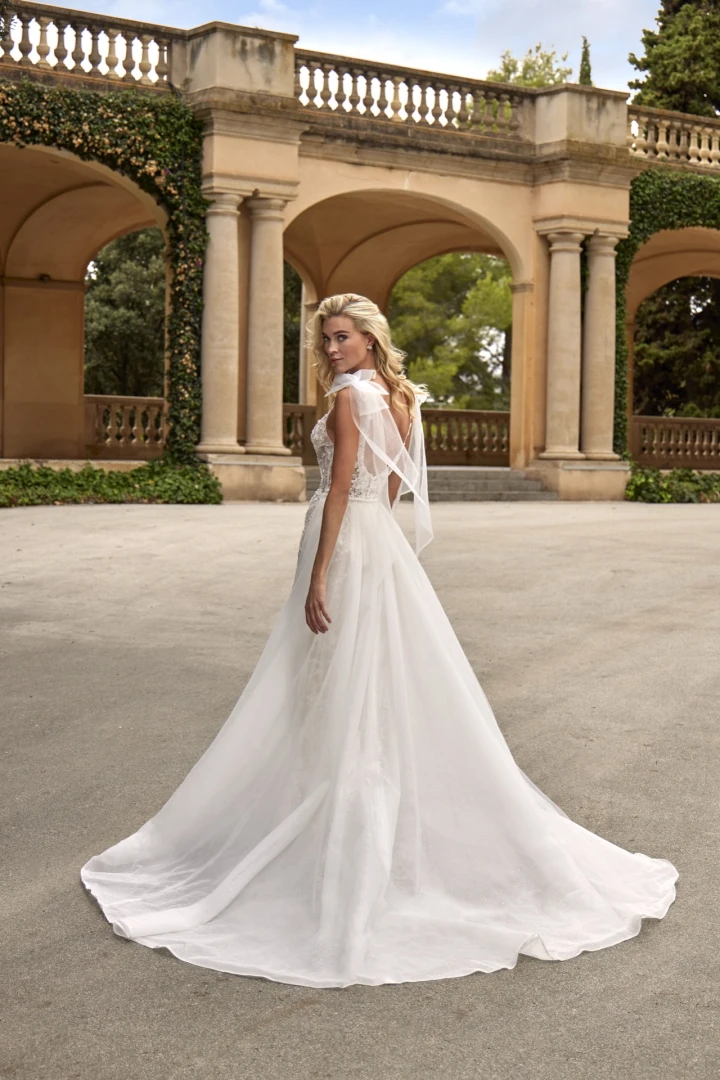 Amelie 16003 back