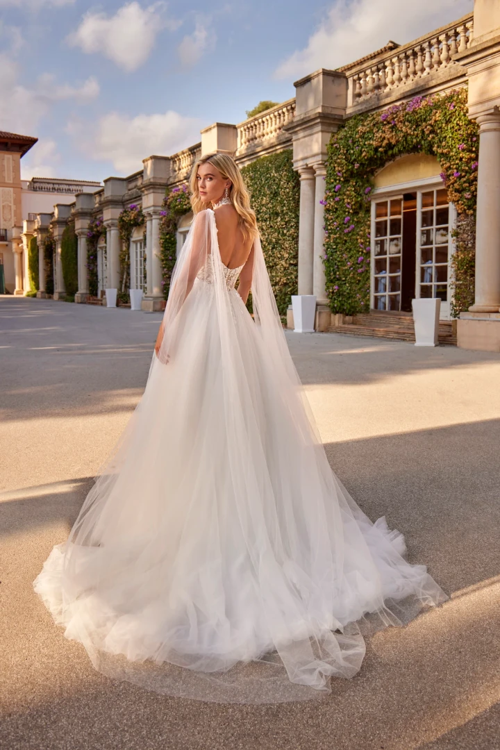 Amelie 16027 back