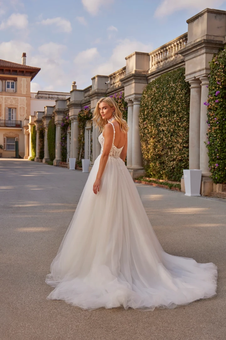 Amelie 16027 back