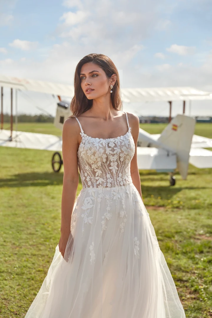 Amelie 23032 close 2
