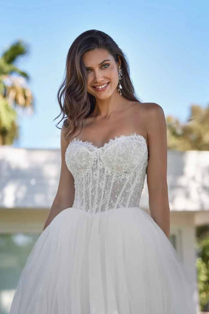 Amelie 26016 close