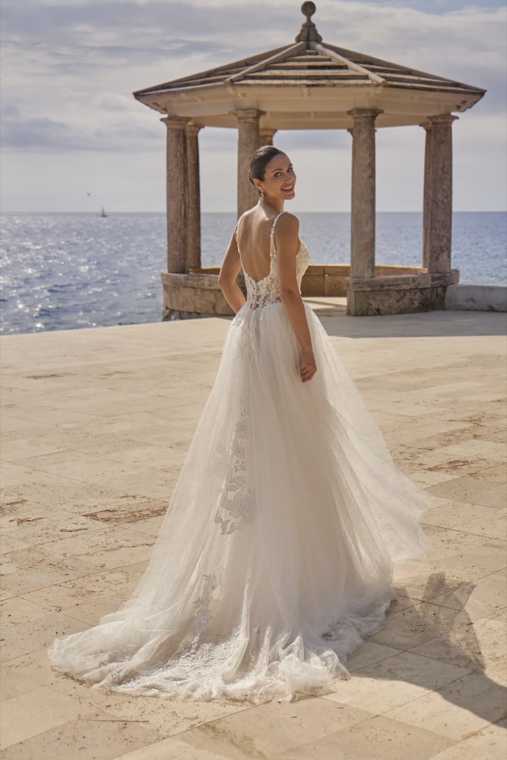 Amelie 26024 back
