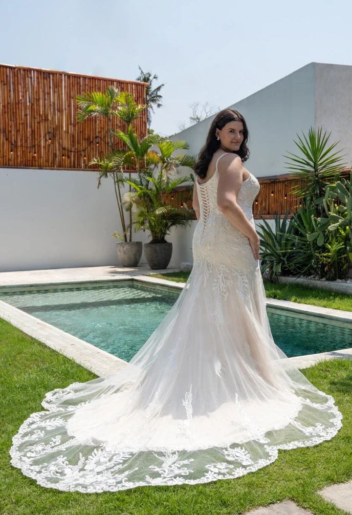 Amelie 30141WU back