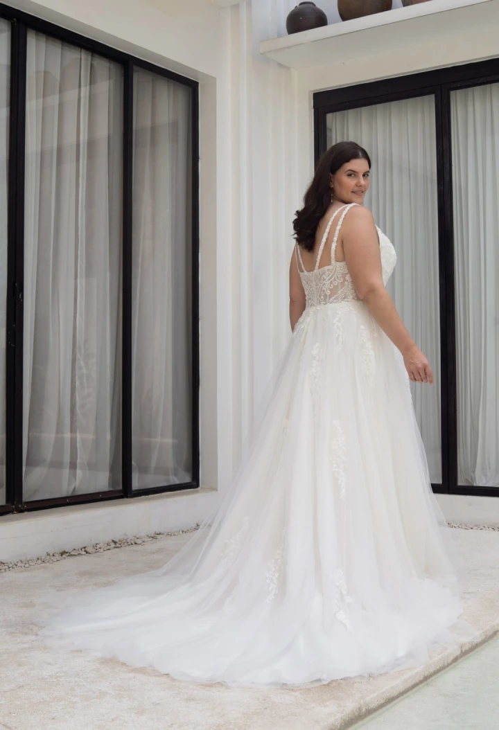 Amelie 30152W back