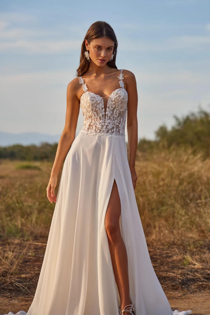 Amelie 46006 close