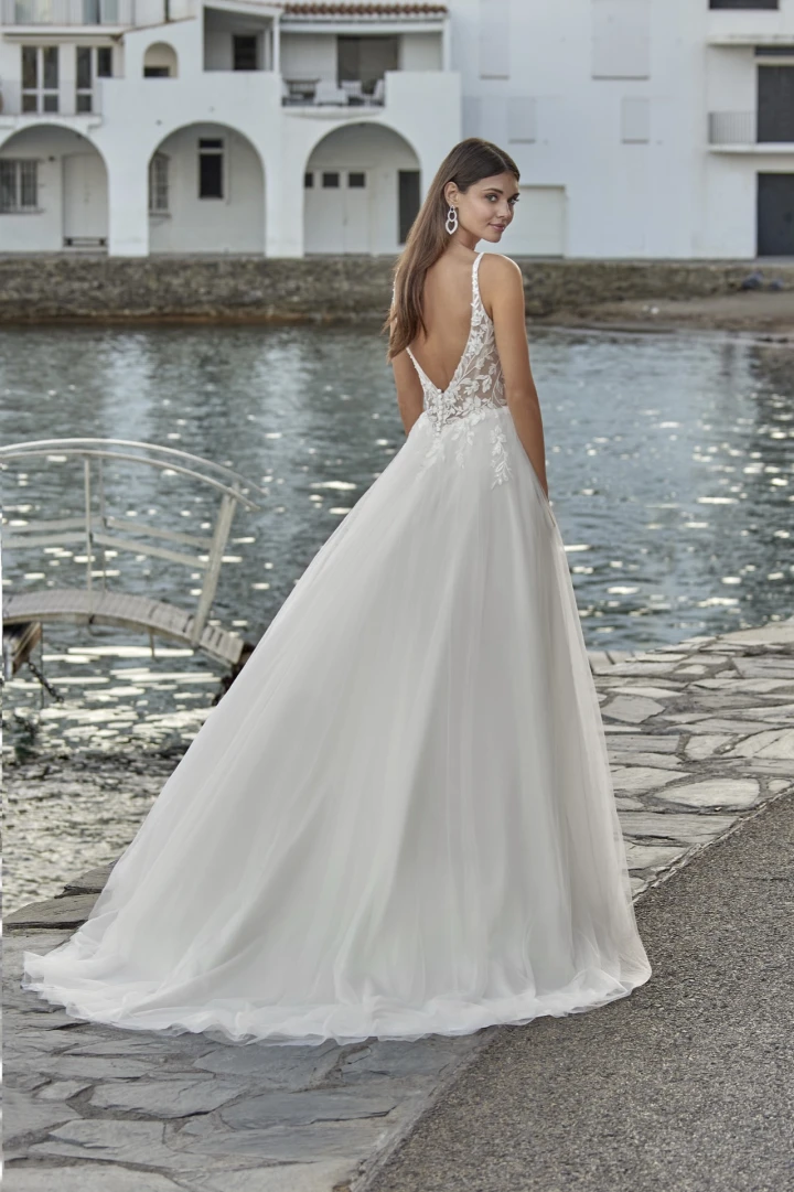 Amelie 46014 back