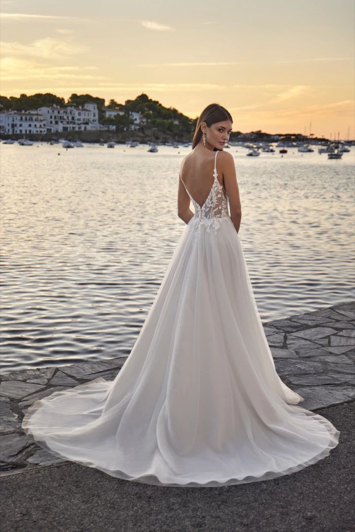Amelie 46029 back