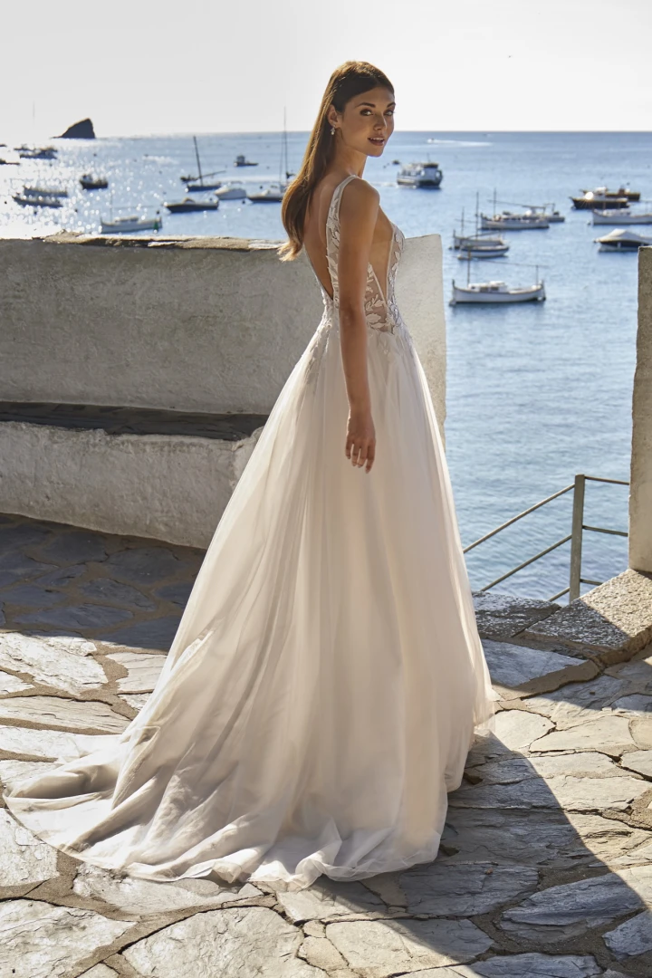 Amelie 46036 back