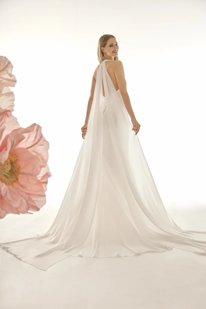Amelie 46045 back