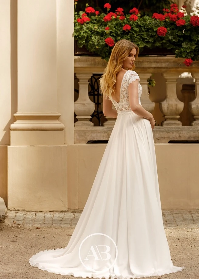 Angela Bianca 1092 back.