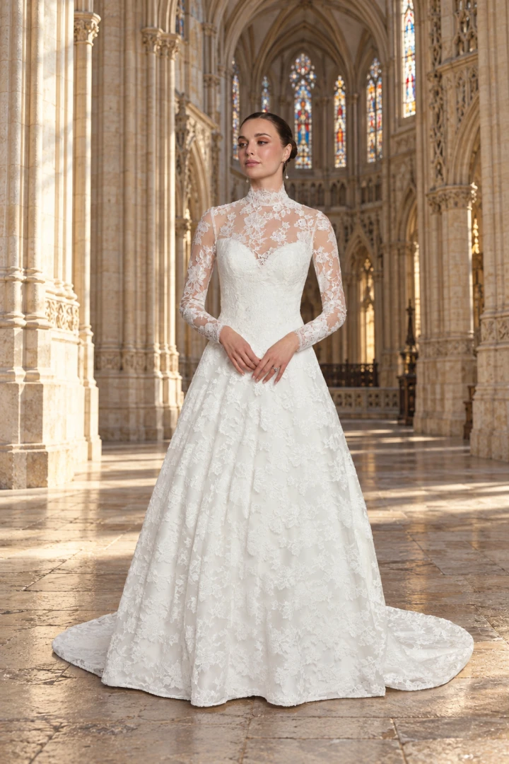 Ann & John Couture 55319