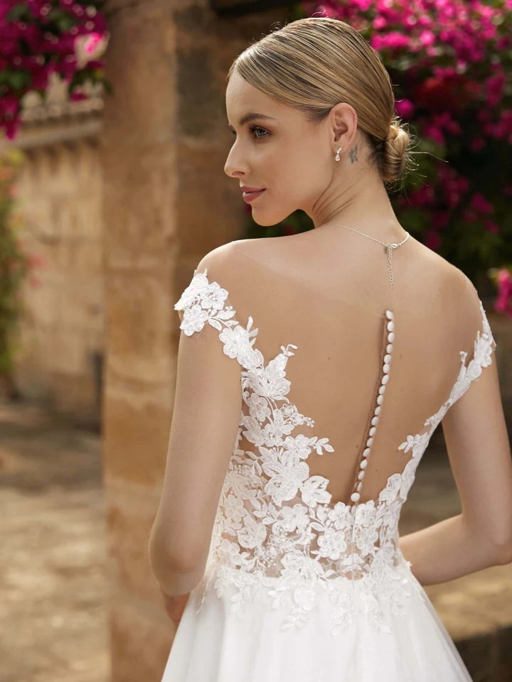 Bianco Evento Alice close back