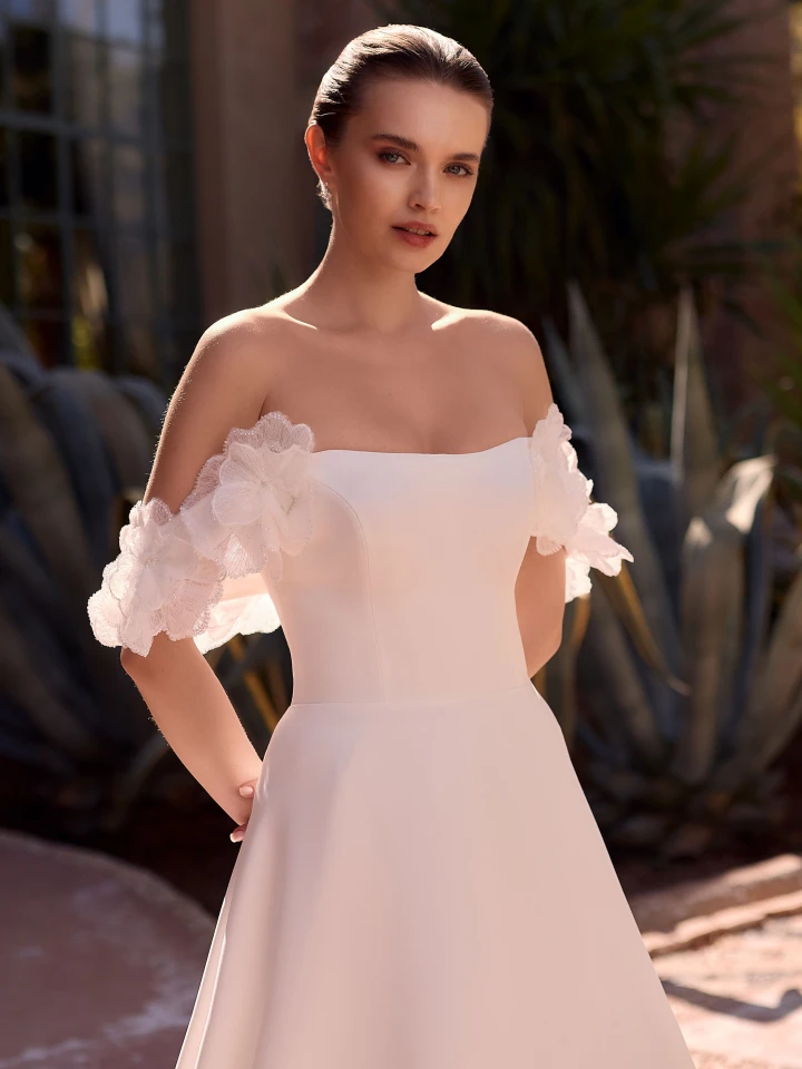 Bianco Evento Betsi close