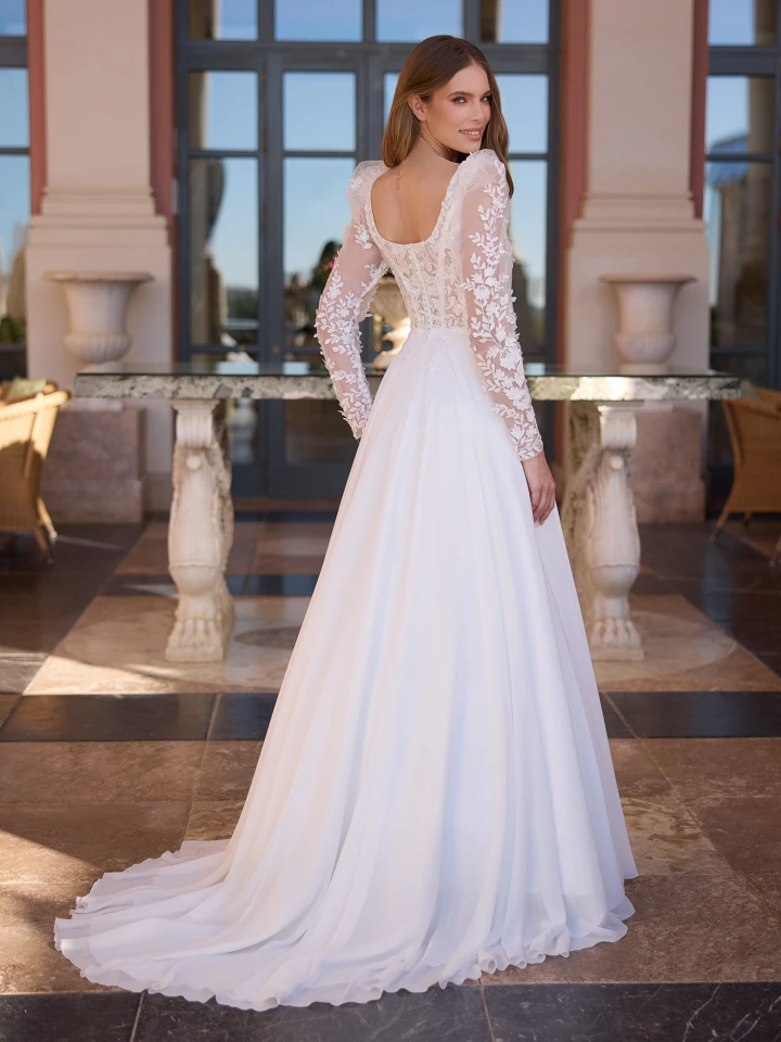 Bianco Evento Everly back