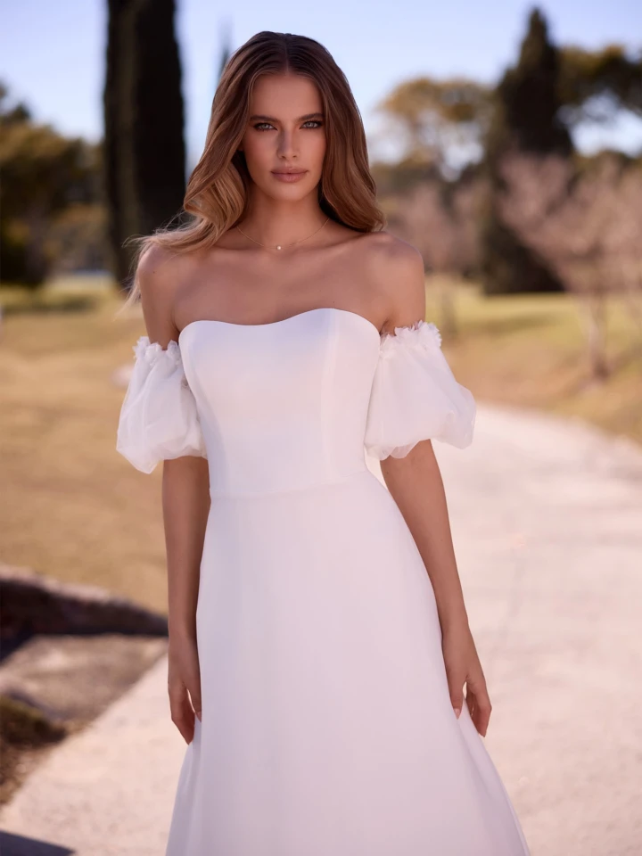 Bianco Evento Paulette close