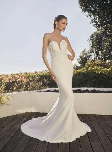 Casablanca Bridal LE127
