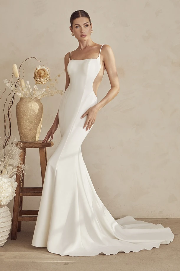 Casablanca Bridal LE145