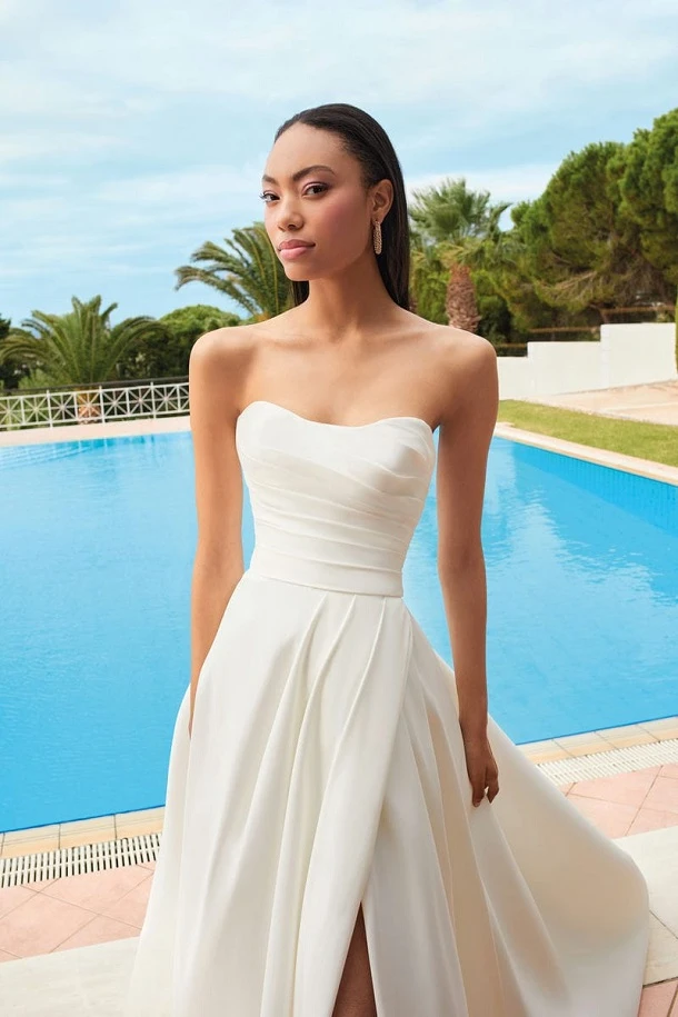 Demetrios 200144S close