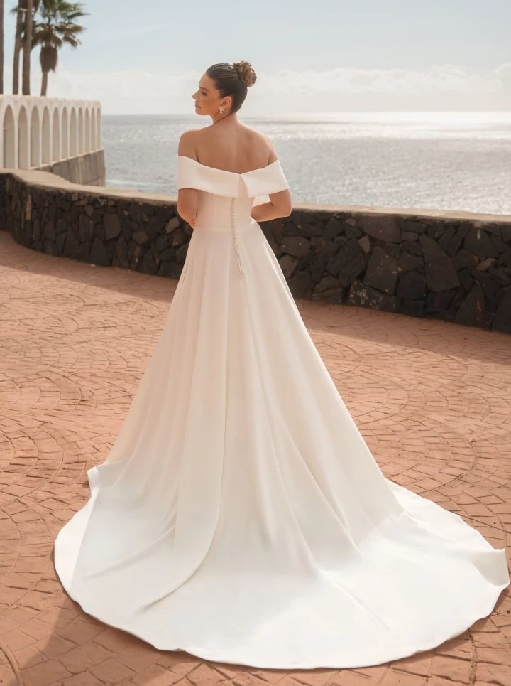 Diane Legrand 1962 back