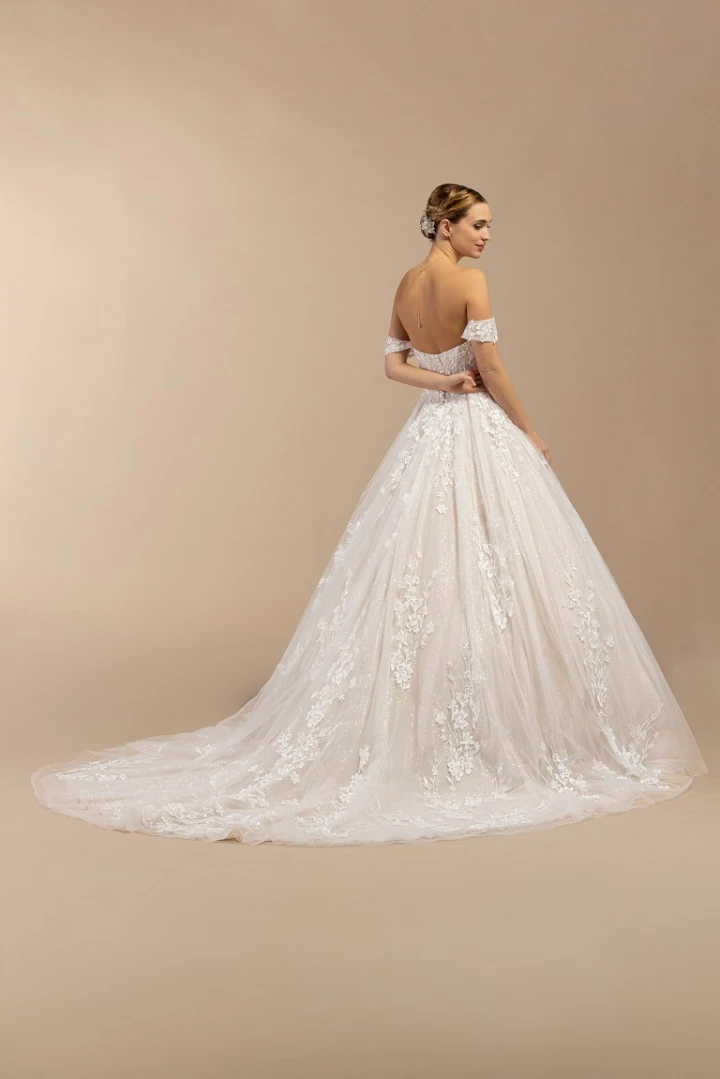 Eglantine Creations Imagine back