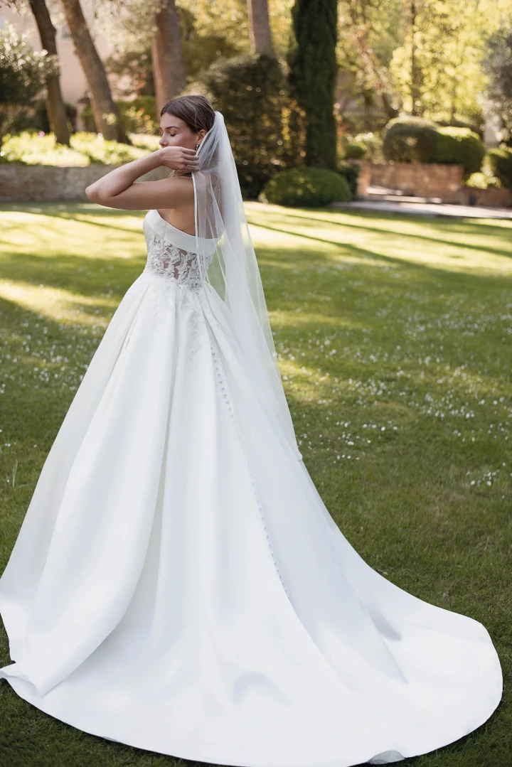 Eglantine Creations Inoubliable back 3