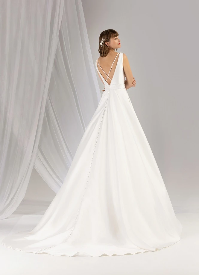 Eglantine Creations Juliette back