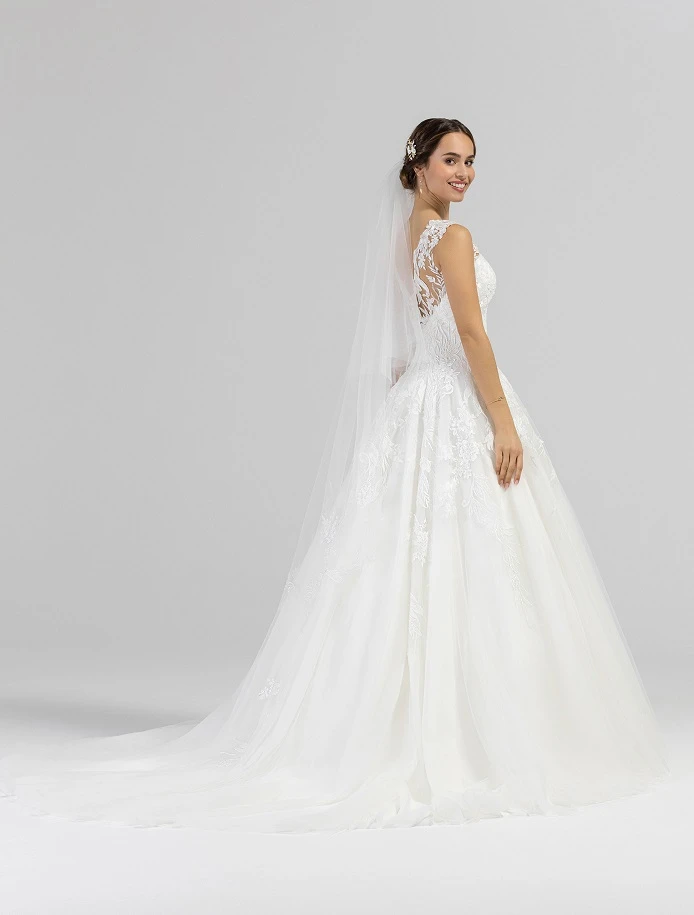 Eglantine Creations Lucie back