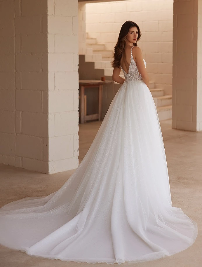 Elizabeth Passion 5732T back