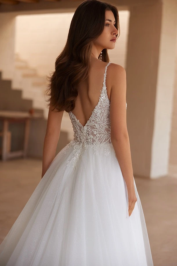 Elizabeth Passion 5732T close back