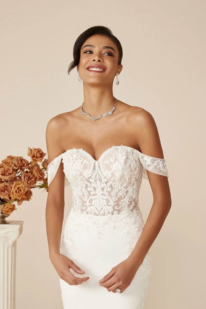Justin Alexander 88235 Daria close