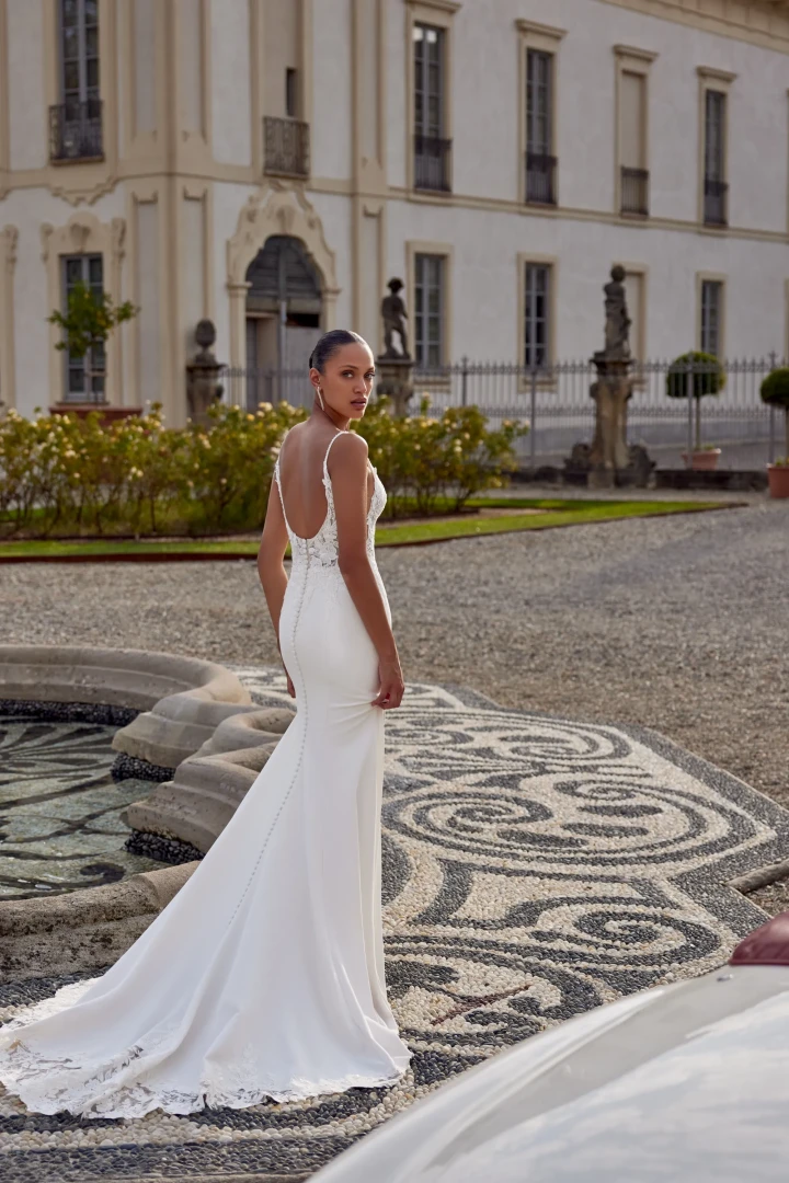 Justin Alexander 88256 Everley back 3