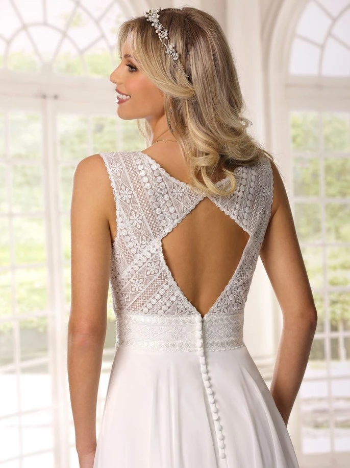 Ladybird 522030 back