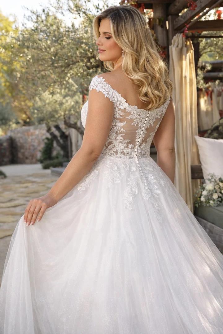 Ladybird Kyndall back