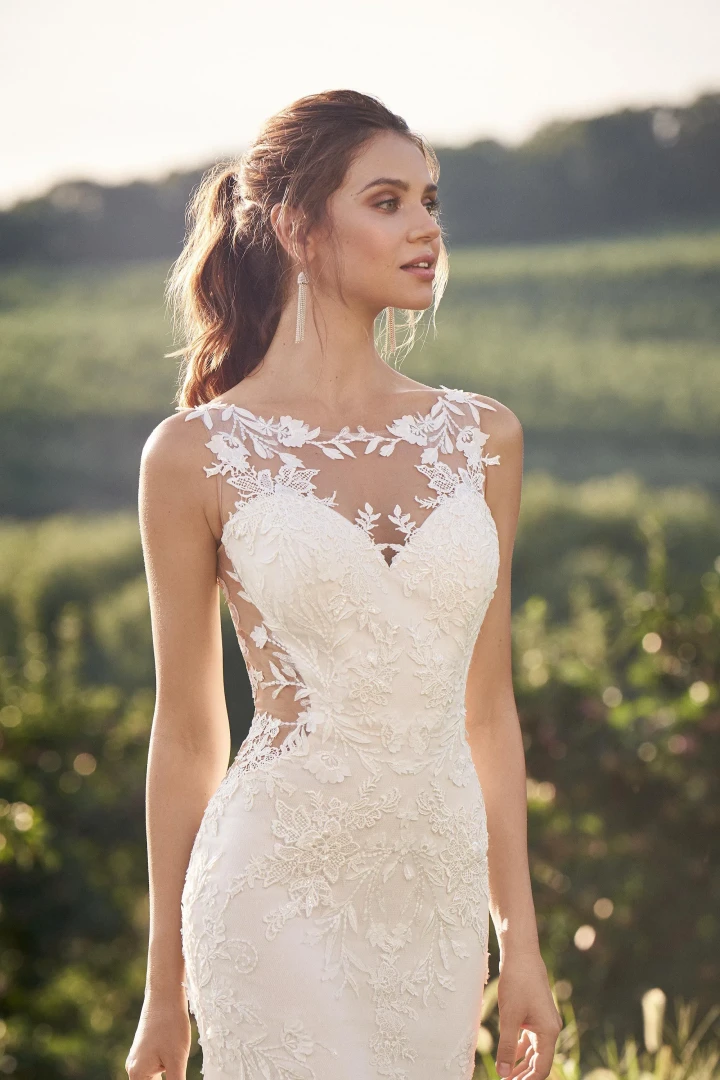 Lillian West 66143 close