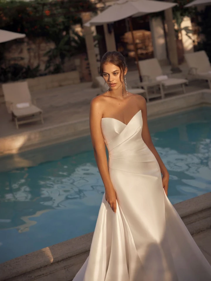 Modeca Maribel close 2