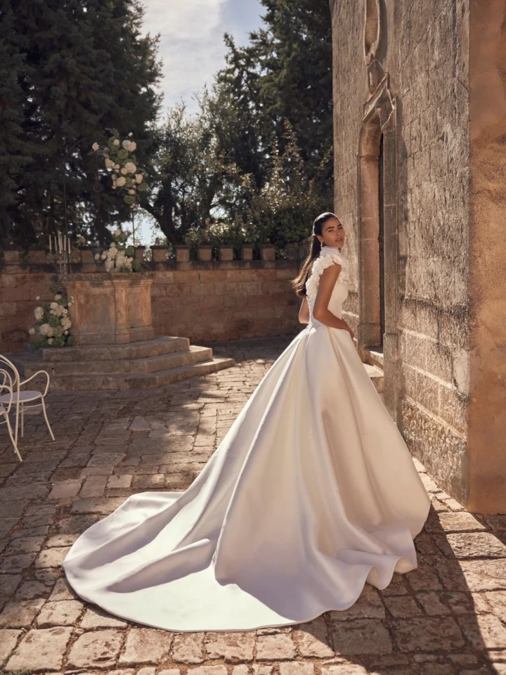 Modeca Myrthe back