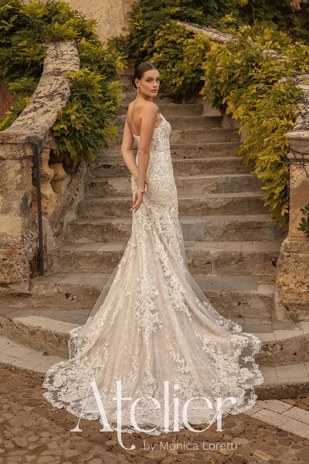 Monica-Loretti-3530-back