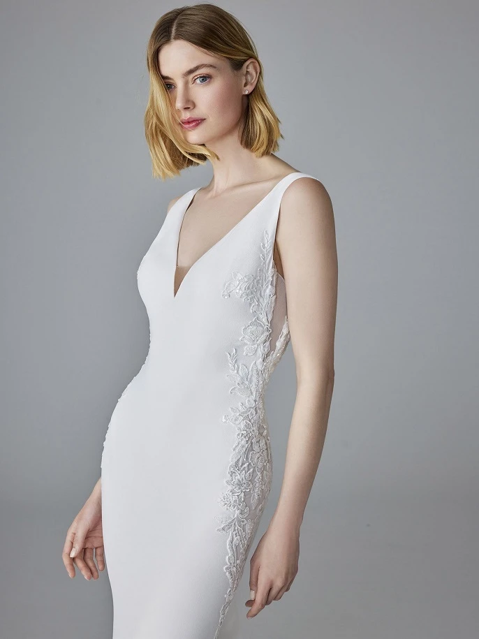 Pronovias Elea close