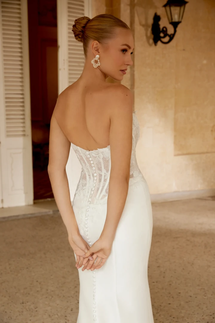 Sincerity 44607 close back